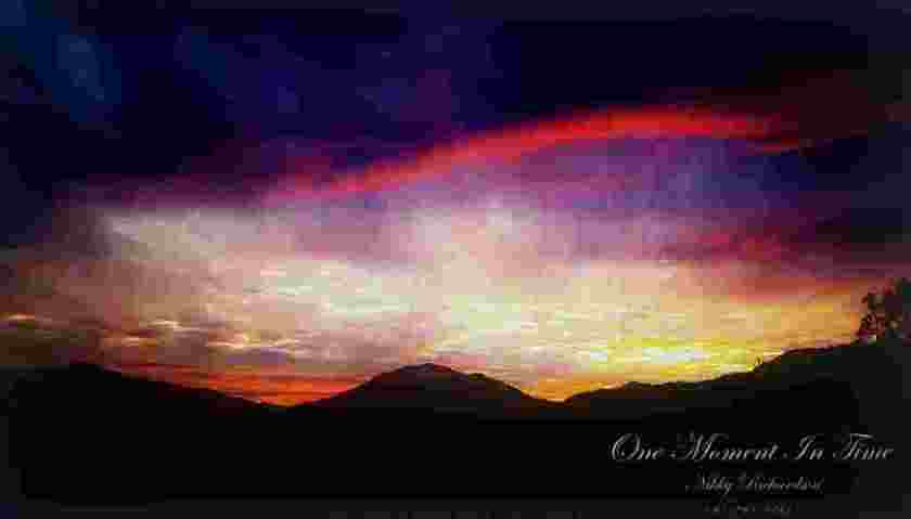 one-moment-in-time-hole-in-the-sky-sunset_15315062758Jo4cW.jpeg
